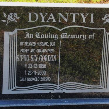 DYANTYI Sipho Six Gordon 1956-2009