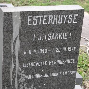 ESTERHUYSE I.J. 1940-1972