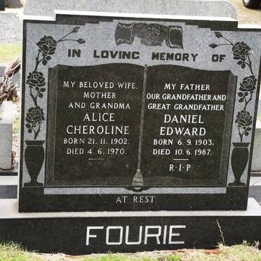 FOURIE Daniel Edward 1903-1987 &amp; Alice Cheroline 1902-1970