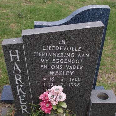 HARKER Wesley 1960-1998