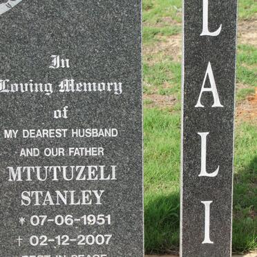 LALI Mtutuzeli Stanley 1951-2007