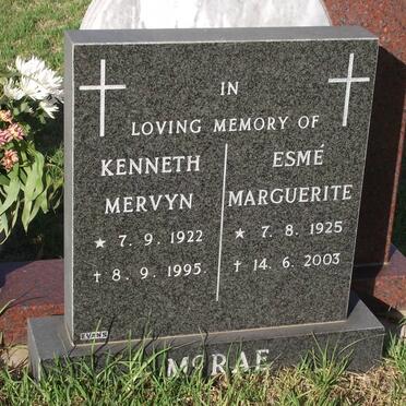 McRAE Kenneth Mervyn 1922-1995 &amp; Esmé Marguerite 1925-2003