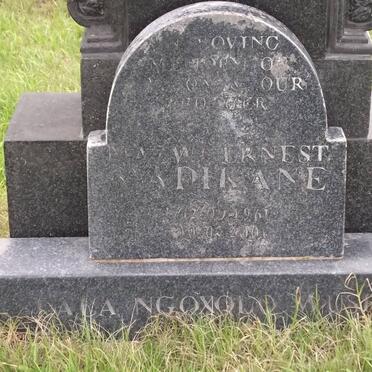 MADIKANE Mazwi Ernest 1961-2001