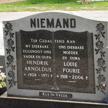NIEMAND Hendrik Arnoldus 1908-1971 &amp; Louie Fourie 1918-2006