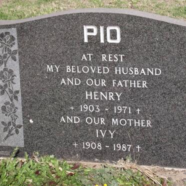 PIO Henry 1903-1971 &amp; Ivy 1908-1987
