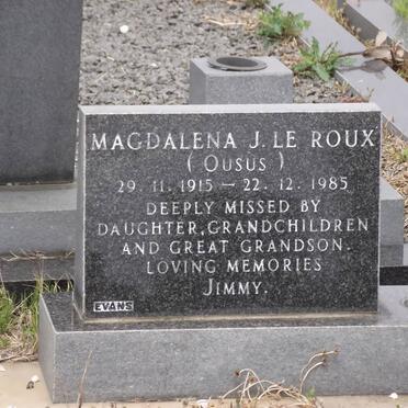 ROUX Magdalena J., le 1915-1985