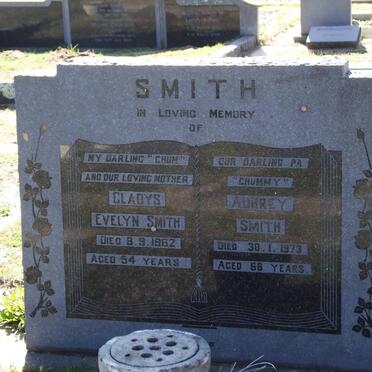 SMITH Aubrey -1973 &amp; Gladys Evelyn -1962