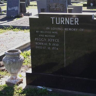 TURNER Peggy Joyce 1930-1974