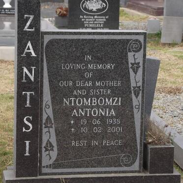ZANTSI Ntombomzi Antonia 1938-2001
