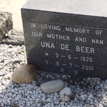 BEER Una, de 1926-2001