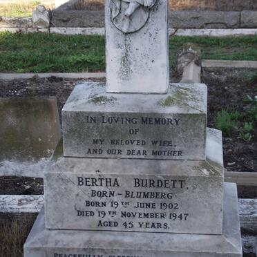 BURDETT Bertha nee BLUMBERG 1902-1947