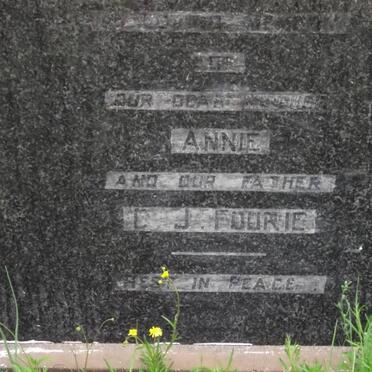 FOURIE Annie &amp; C.J.