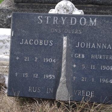 STRYDOM Jacobus 1904-1953 &amp; Johanna HURTER 1902-1964