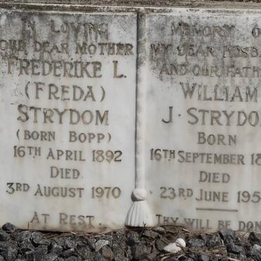 STRYDOM Frederike L. BOPP 1892-1970 &amp; William J. 1894-1955