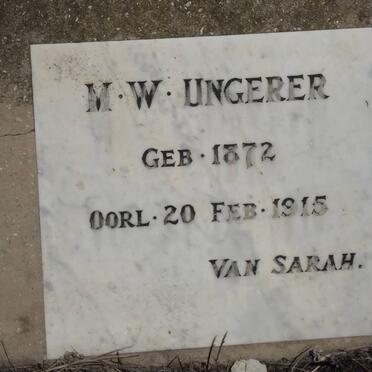 Un - Surnames starting with the letters Un