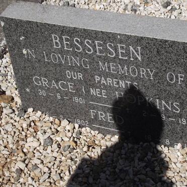 BESSESEN  Fred 1902-1991 &amp; Grace HOPKINS 1901-1987