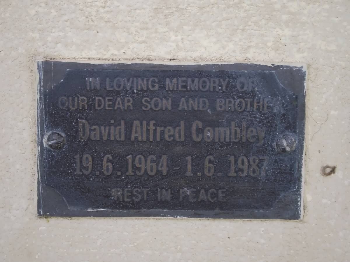 COMBLEY David Alfred 1964-1987