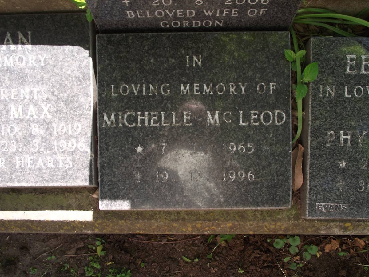 Mc LEOD Michelle 1965-1996