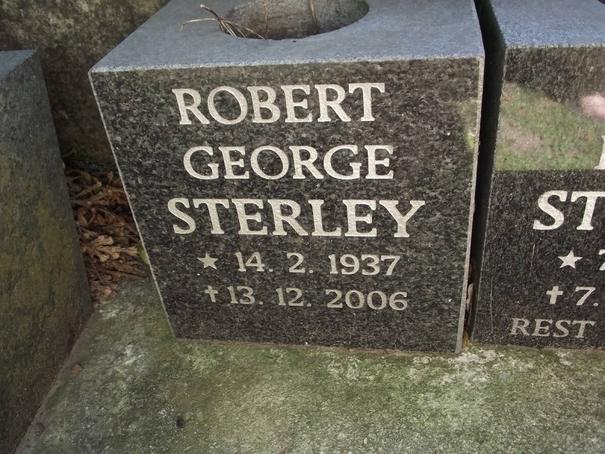 STERLEY Robert George 1937-2006