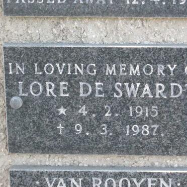 SWARDT Lore, de 1915-1987