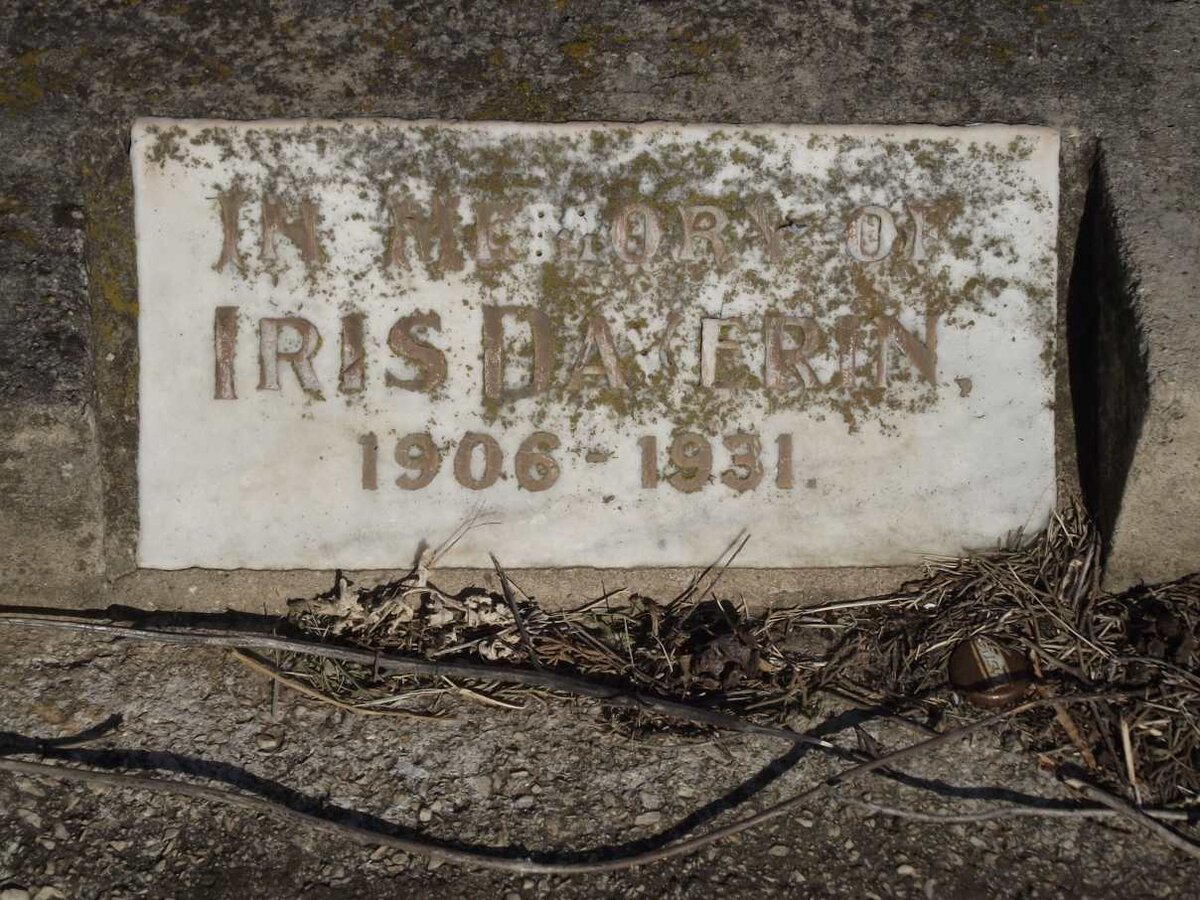 DAVERIN Iris 1906-1931