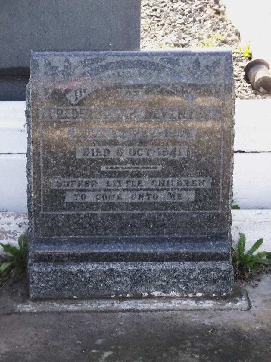 DEVENTER Frederick, van 1941-1941