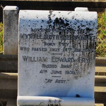 LIEBENBERG Myrtle Ruth nee FRY -193? :: FRY William Edward -1939 