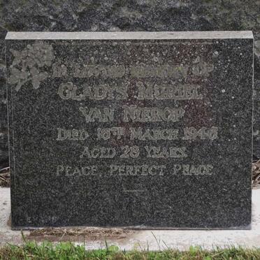 NIEROP Gladys Muriel, van -1946