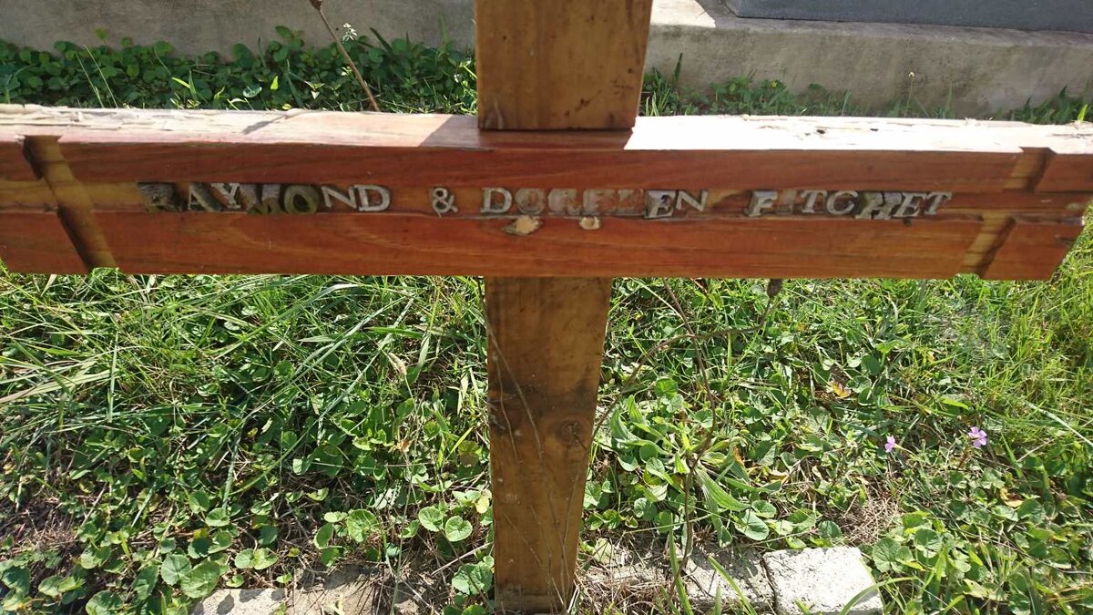 FITCHET Raymond &amp; Doreen 