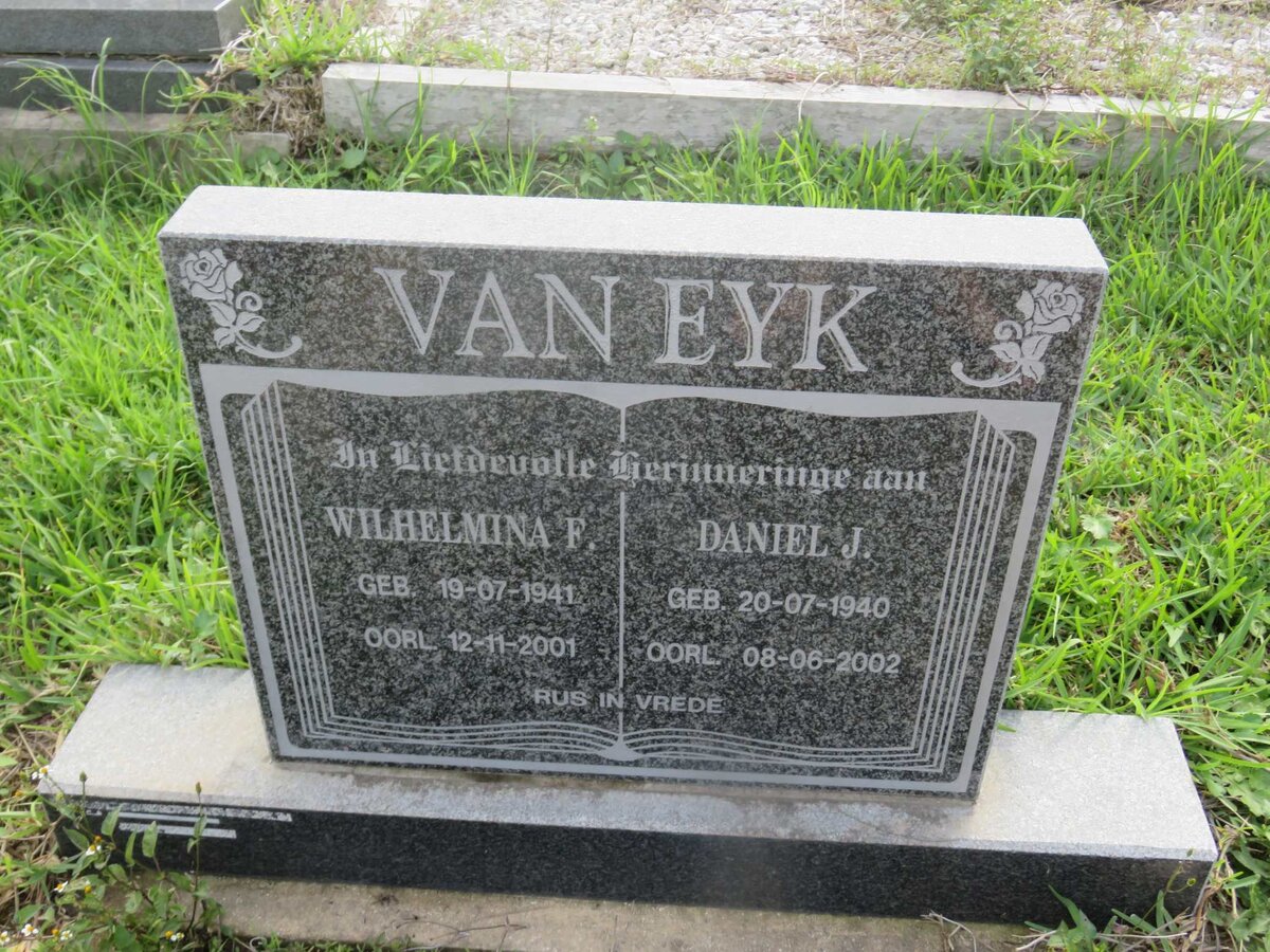 EYK Daniel J., van 1940-2002 &amp; Wilhelmina F. 1941-2001