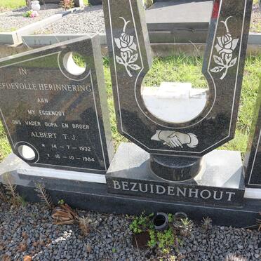 BEZUIDENHOUT Albert T.J. 1932-1984