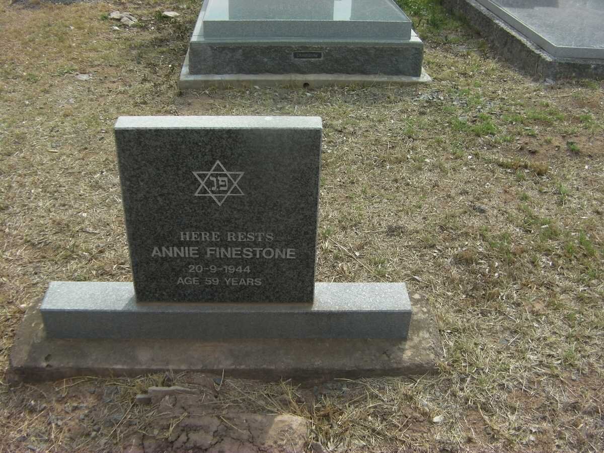 FINESTONE Annie -1944