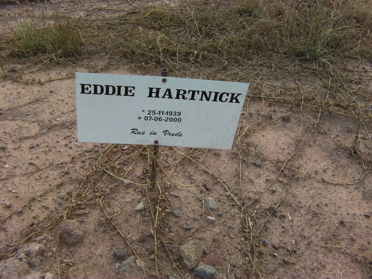 HARTNICK Eddie 1939-2000