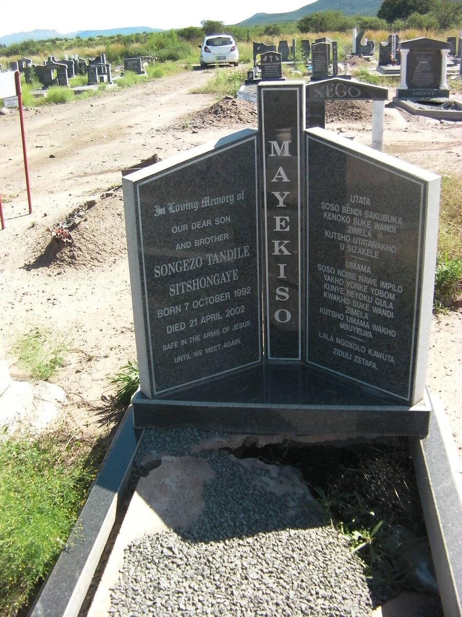 MAYEKISO Songezo Tandile Sitshongaye 1992-2002