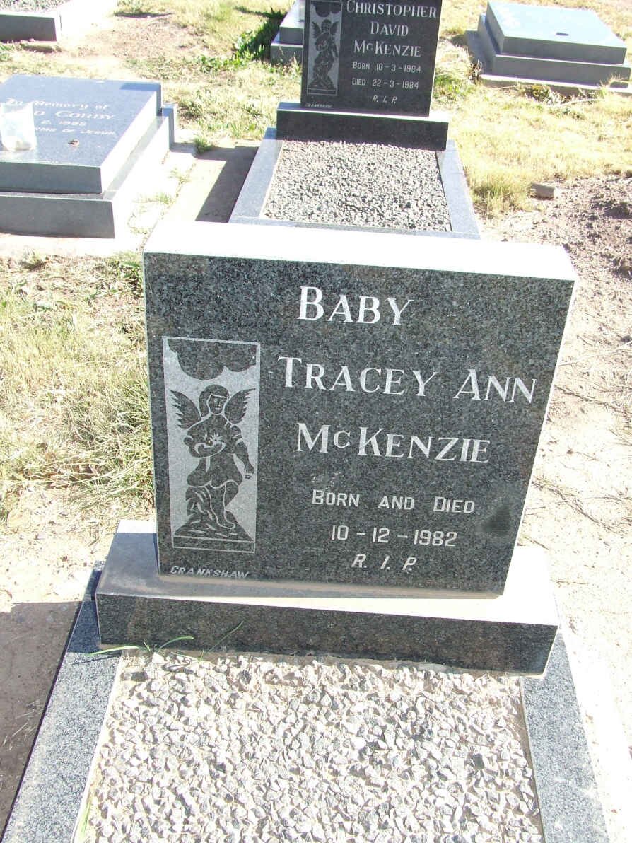 McKENZIE Tracey Ann 1982-1982