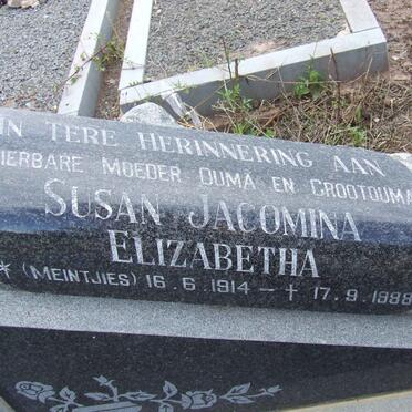 TONDER Benjamin Jonathan, van 1896-1980 &amp; Susan Jacomina Elizabetha MEINTJIES 1914-1988