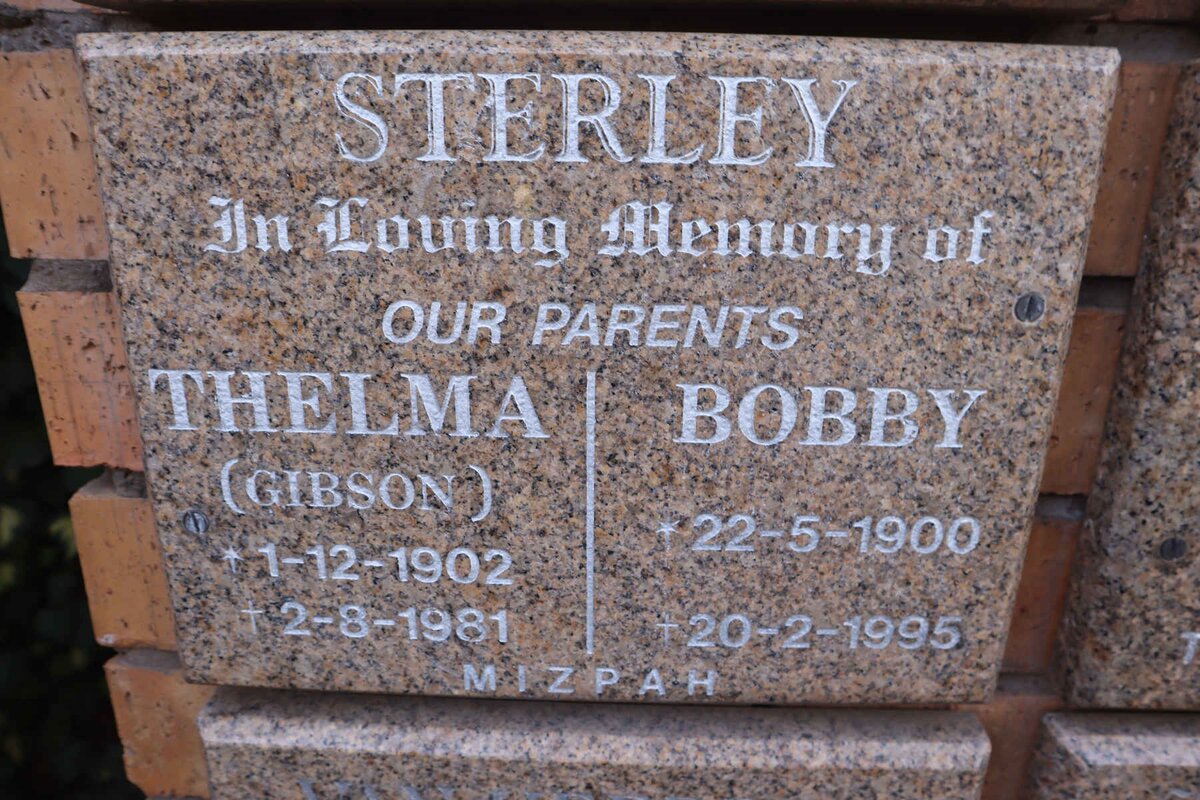 STERLEY Bobby 1900-1995 & Thelma GIBSON 1902-1981