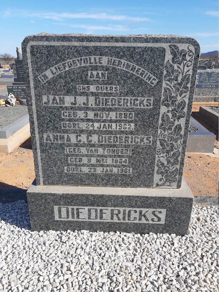 DIEDERICKS Jan J.J. 1880-1962 &amp; Anna C.C. VAN TONDER 1884-1961