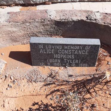 H - Vanne :: Surnames - H