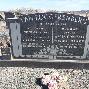 LOGGERENBERG Petrus J.G.B., van 1907-1976 &amp; Maria Cornelia 1910-1996