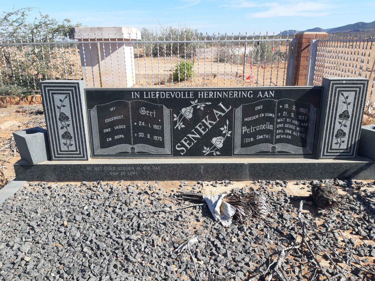 SENEKAL Gert 1907-1975 &amp; Petronella SMITH 1921-1977