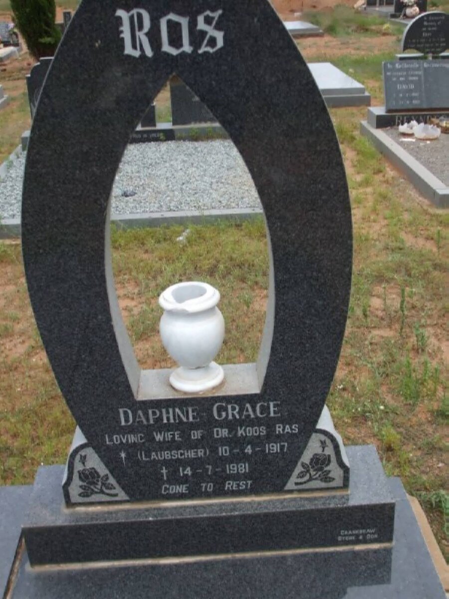 RAS Daphne Grace nee LAUBSCHER 1917-1981