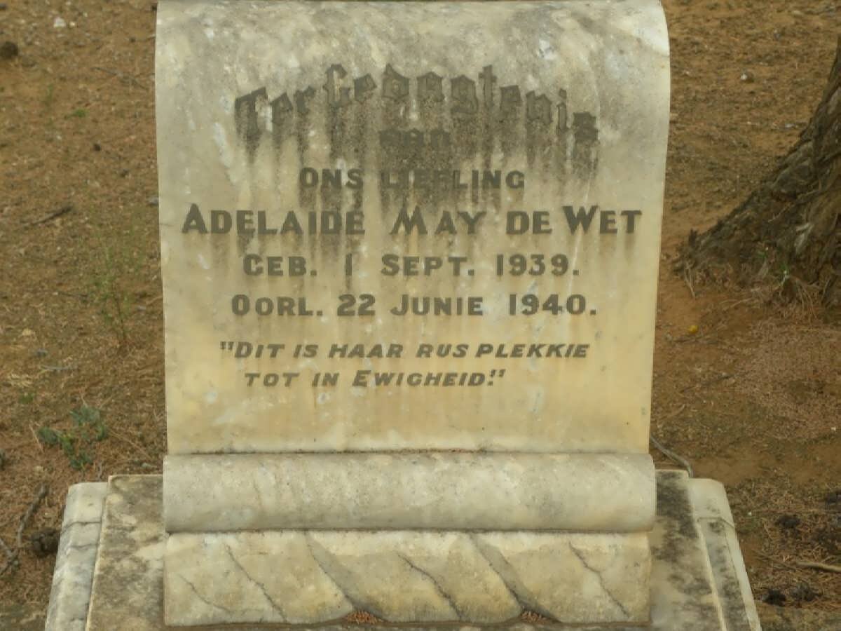 WET Adelaide May, de 1939-1940