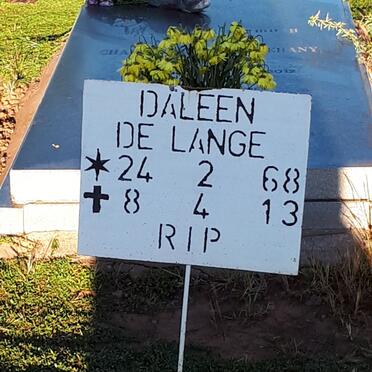 LANGE Daleen, de 1968-2013