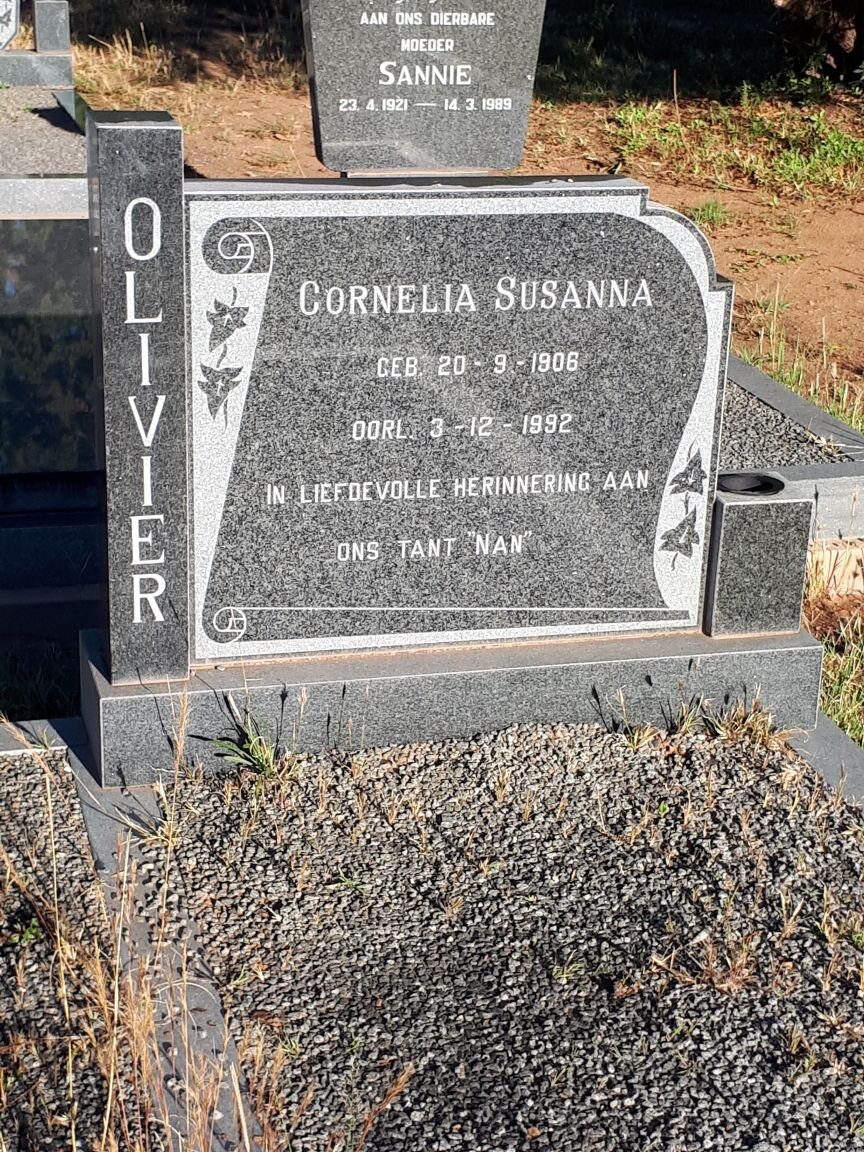 OLIVIER Cornelia Susanna 1906-1992