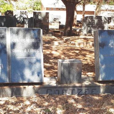 COETZEE Hendrik B. 1880-1966 &amp; Magdalena C.C. 1883-1973