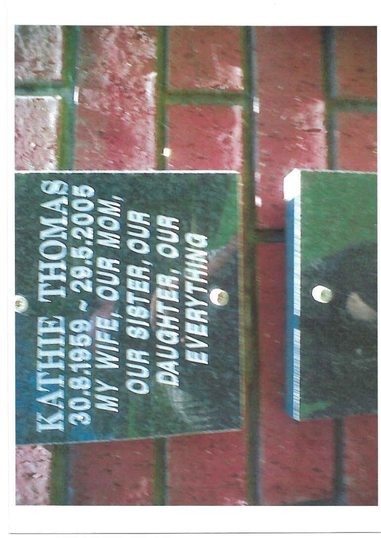 THOMAS Kathie 1959-2005