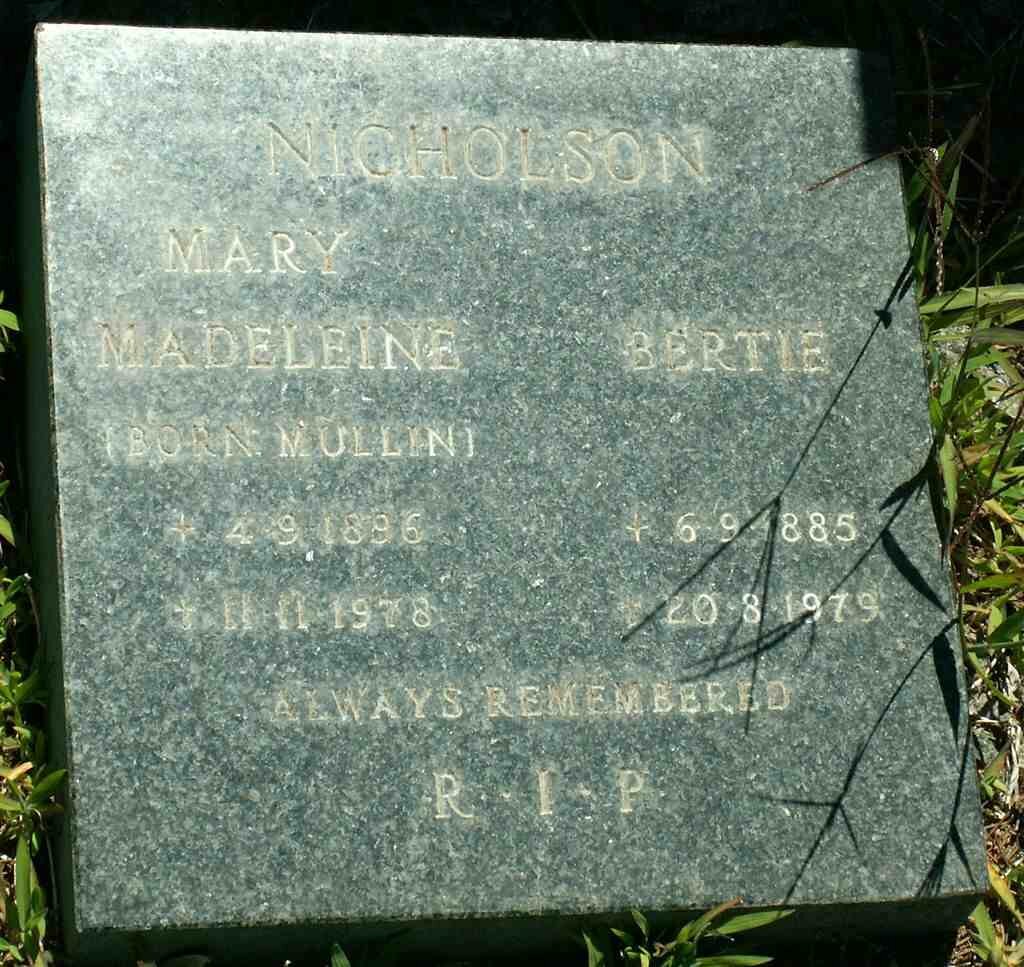 NICHOLSON Bertie 1885-1979 &amp; Mary Madeleine MULLIN 1896-1978