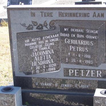 PETZER Gerhardus Petrus 1916-1983 &amp; Jacomina Aletta Hendrina 1920-1989
