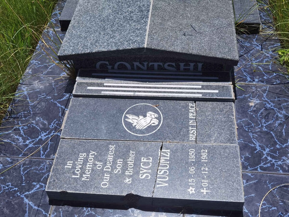 GONTSHI Syce Vusumzi 1950-1982